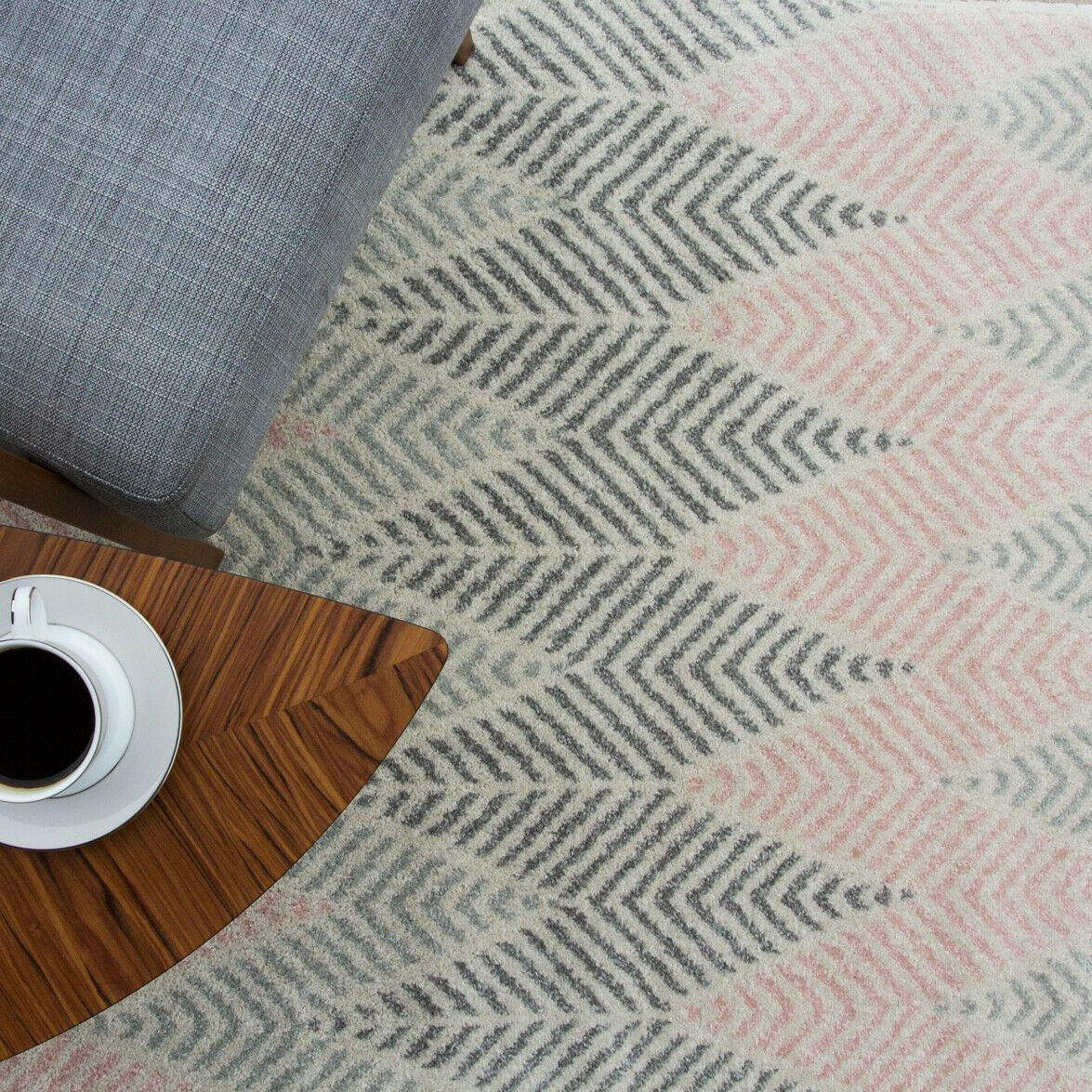 Pink & Grey Herringbone Zag Rug